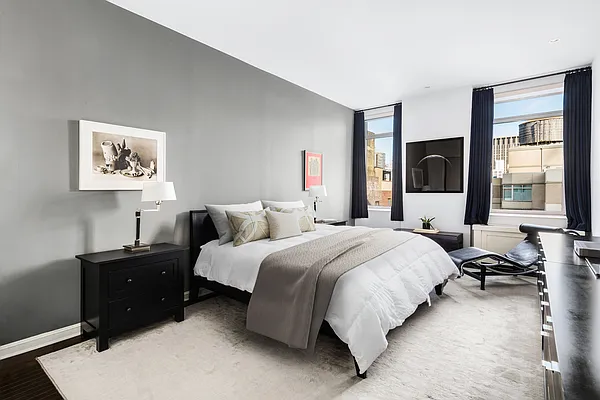 Sold by Compass | media 4