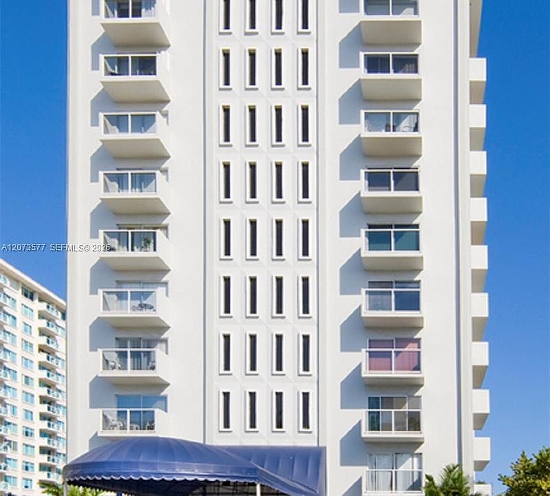 1st image of 5313 Collins Ave APT 404