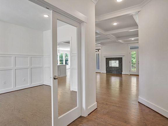 Entrance - 9113 Officer Lane