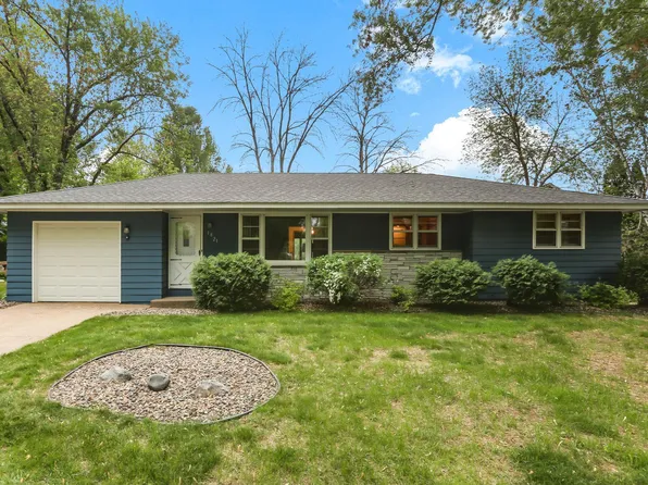 1821 Oak St, Hastings, MN 55033
