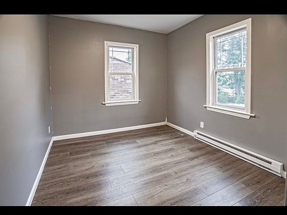 4th image of 100 W Broad St #4