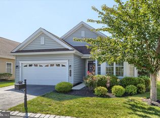 1392 Hemingway Ln, Mount Joy, PA 17552