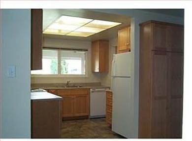 3rd image of 5893 Macadam Ct