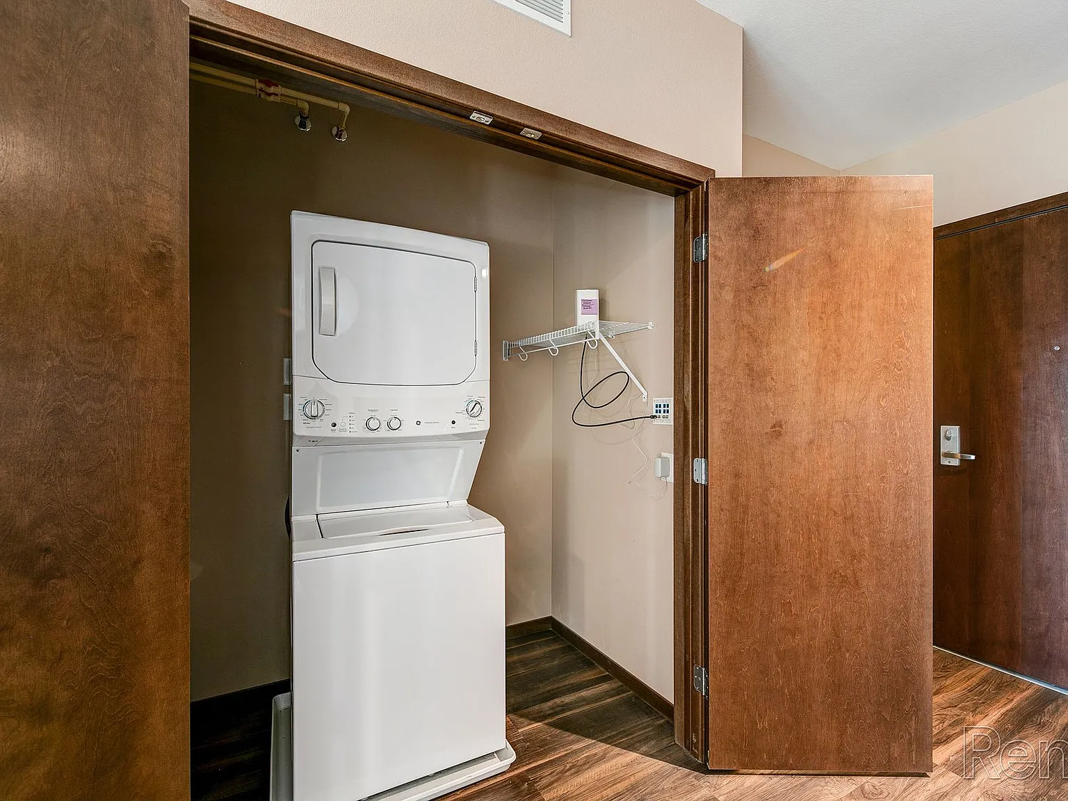 Capital View Apartments — Photo 3