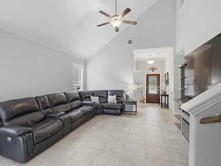 2244 Ivy Wall Dr — Photo 5