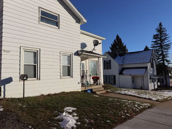 122 S State St, Berlin, WI 54923