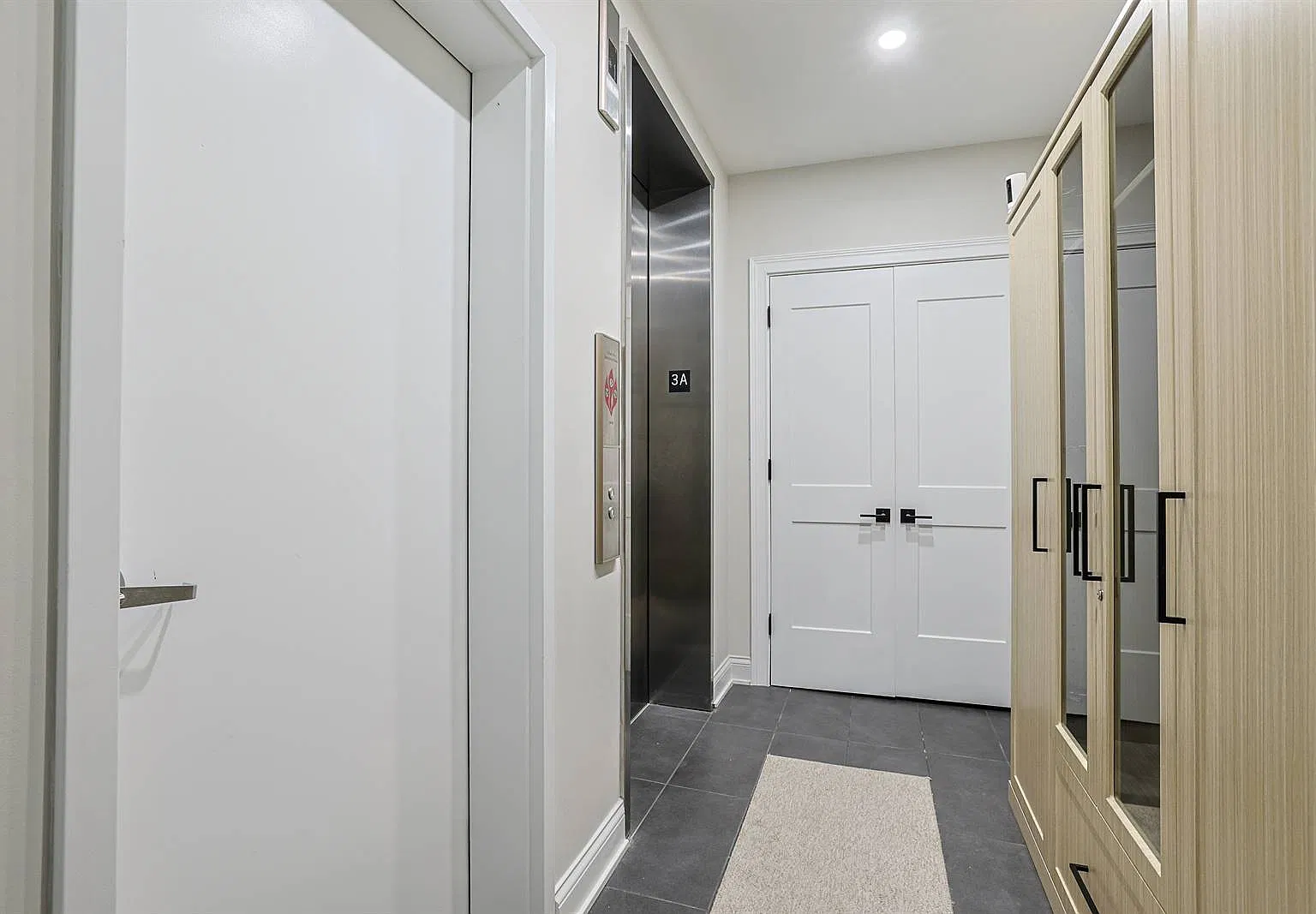 2 bed, $6,000 — Photo 1