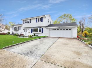 6 Gulf Rd, East Brunswick, NJ 08816