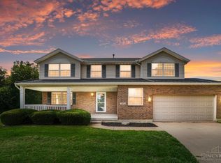 7861 Winding Creek Ct, Mason, OH 45040