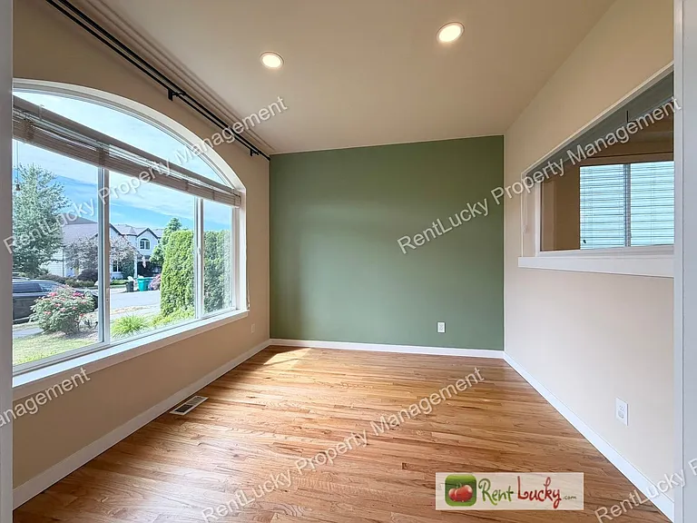 3619 222nd Pl SE — Photo 4