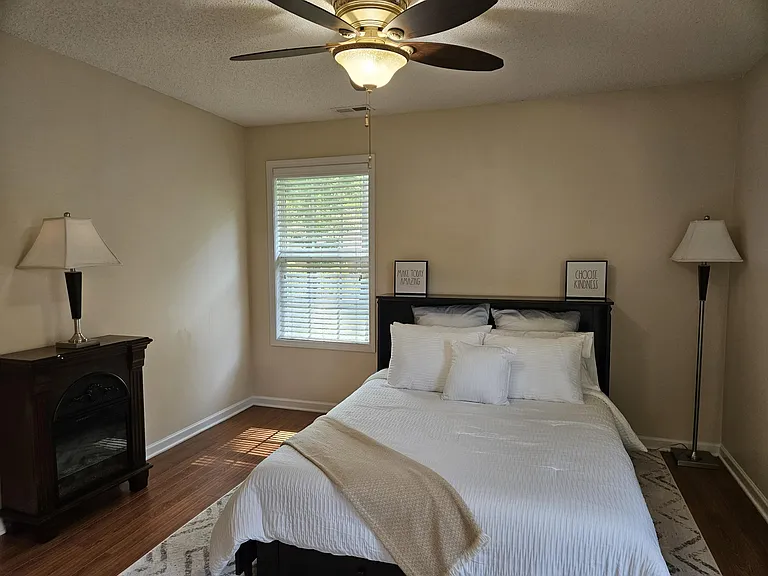 2947 Sylvan Way — Photo 36