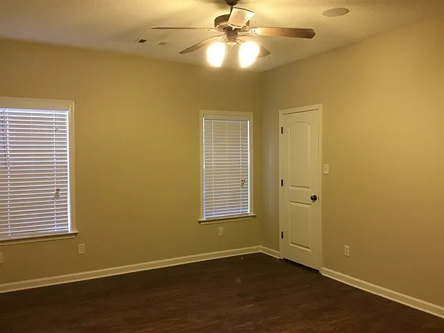 10259 Morning Hill Dr — Photo 3