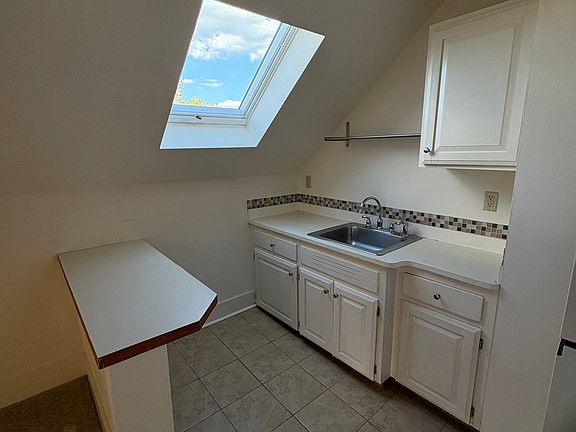 5th image of 6 Belmont St