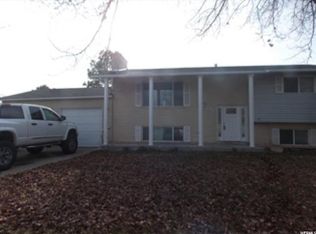 711 W 1200 N, Clinton, UT 84015
