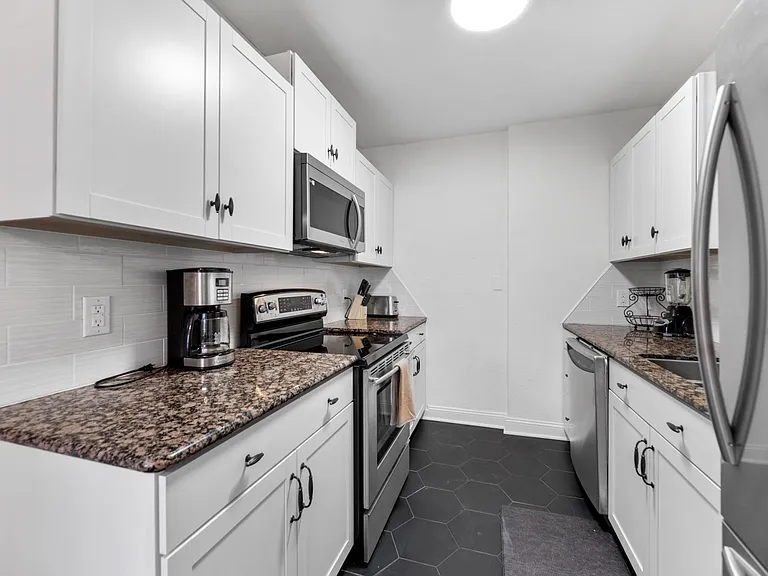 804 N Perry Ave — Photo 19