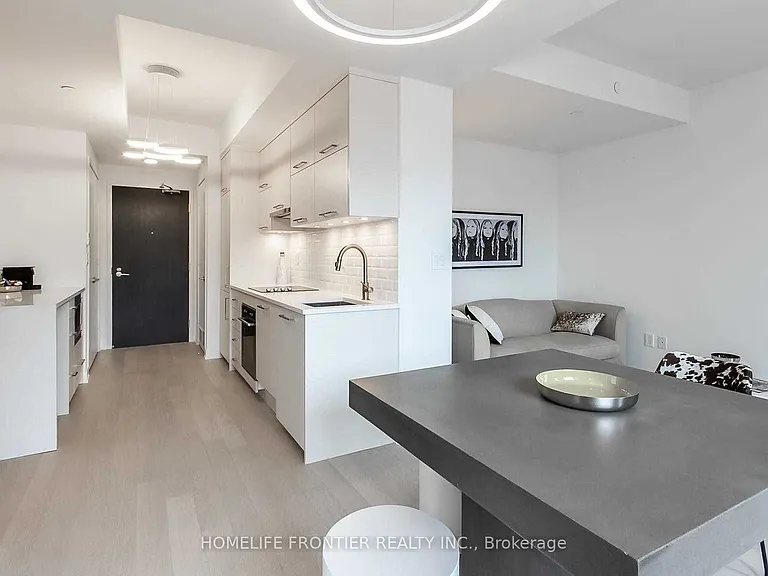 106 Dovercourt Rd #517 — Photo 8