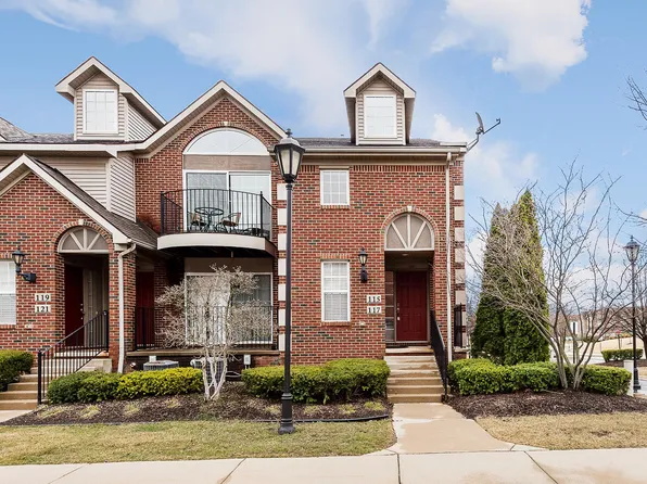 115 W Oakbrook Dr, Ann Arbor, MI 48103