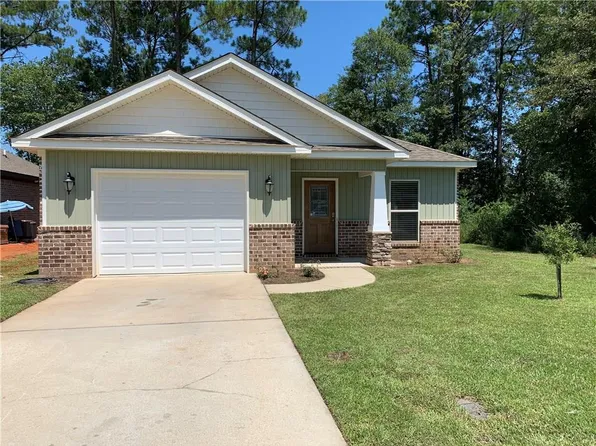 55 Brice Ave, Satsuma, AL 36572