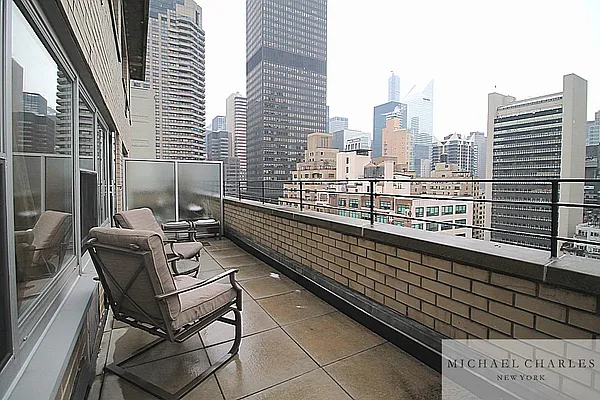 Rented by Michael Charles New York | media 34