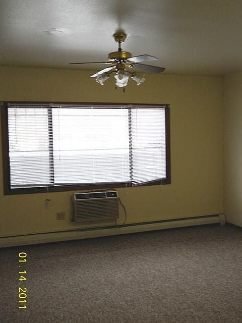 2nd image of 2803 W Kilbourn Ave #2803-303