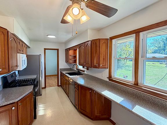 4th image of 2635 15th St