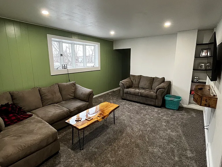 2115 Wiemann Ave — Photo 6