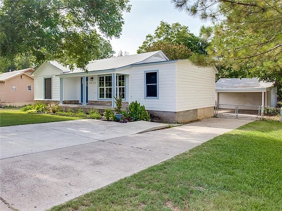 2nd image of 5213 Blackstone Dr