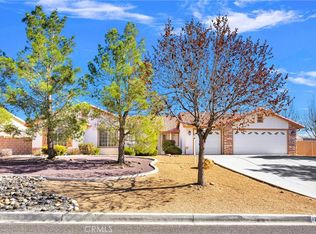 17785 Branding Iron Rd, Apple Valley, CA 92307