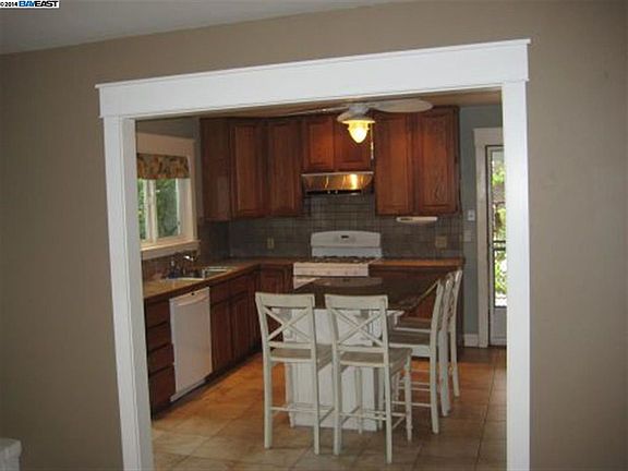 5th image of 4950 Vannoy Ave