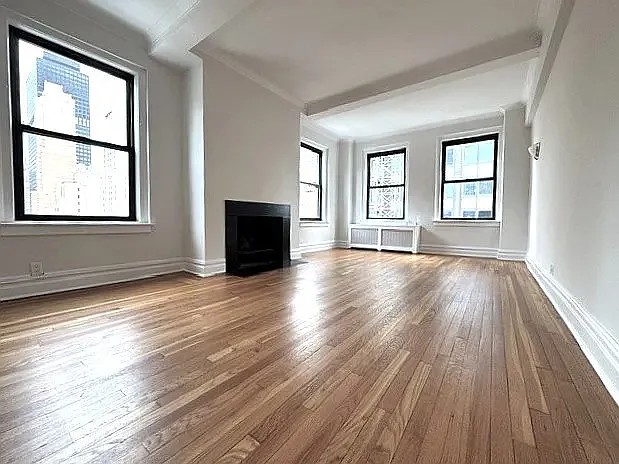 360 East 55th Street — Photo 1