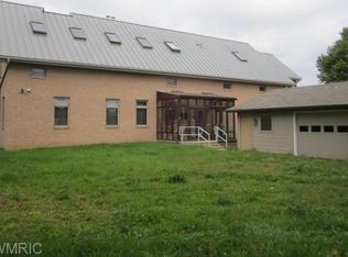 6440 S Scottdale Rd, Berrien Springs, MI 49103