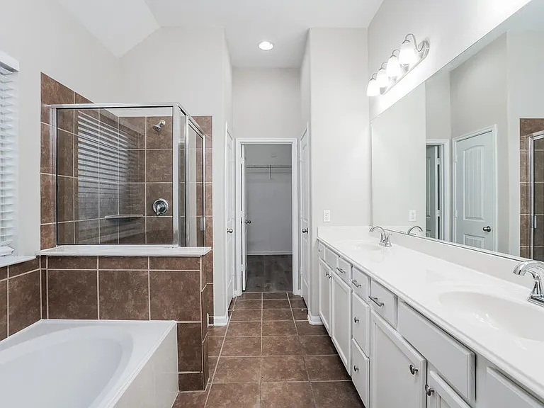 3214 Bainbridge Hill Ln — Photo 13