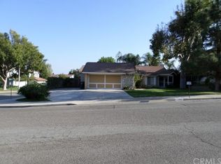 11212 Westfall Ln, Riverside, CA 92505
