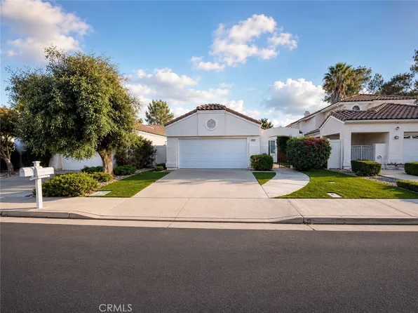 28446 Champions Dr, Menifee, CA 92584