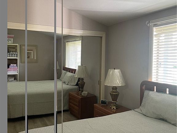 2nd image of 19114 Avenue Of The Oaks Unit B