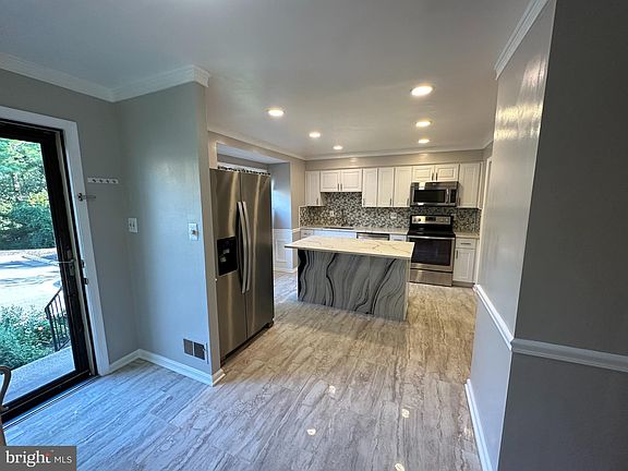 3rd image of 3224 White Flint Ct