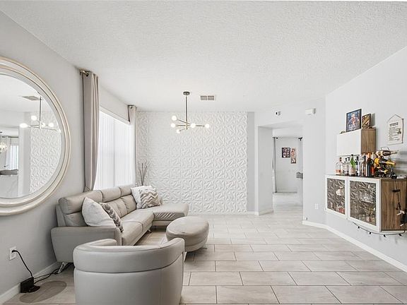 5th image of 1017 BERKELEY DRIVE