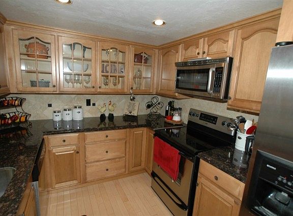 2nd image of 24328 Manzanita Dr