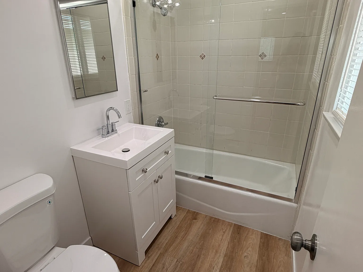 1 bed, $2,295 — Photo 4