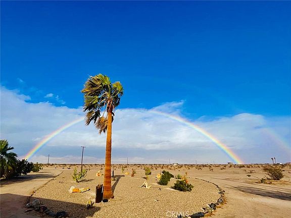 2nd image of 83683 Amboy Rd