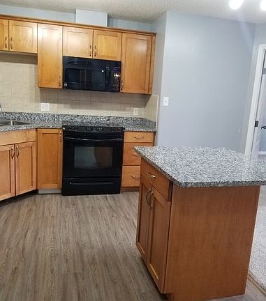 4th image of 7339 S Terwillegar Dr NW #1A