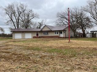 537 Lockwood St, Stotts City, MO 65756