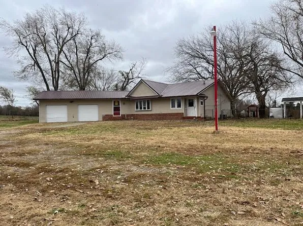537 Lockwood Street, Stotts City, MO 65756