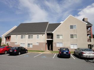 550 Borden Rd APT B6, Lexington, VA 24450