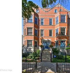 (Undisclosed Address), Chicago, IL, 60614