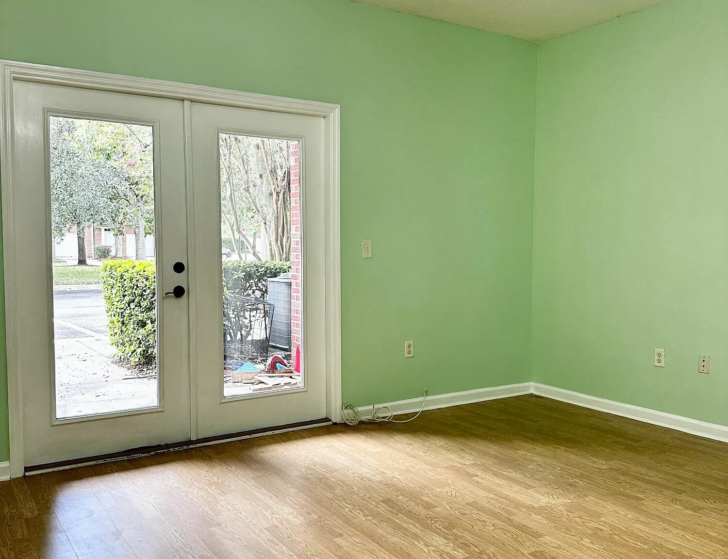 2 bed, 2.5 bath, 1008 sqft, $1,425 — Photo 3