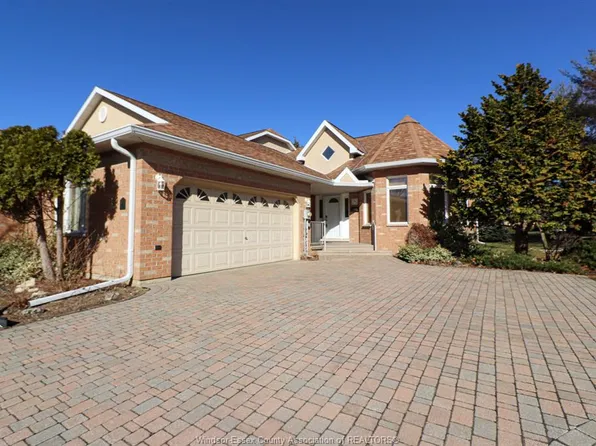 4612 Ascot Ct, Windsor, ON N9G 2M1