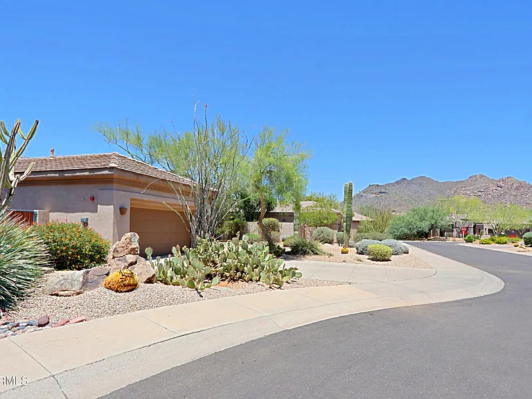 34106 N 66th Way — Photo 2
