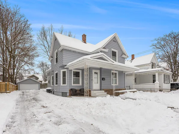 94 W 17th St, Holland, MI 49423