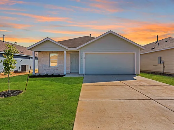 332 Elephants Ear Dr, New Braunfels, TX 78130